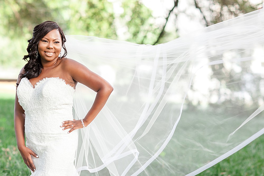 woman posing in bridal gown, using 5 posing hacks